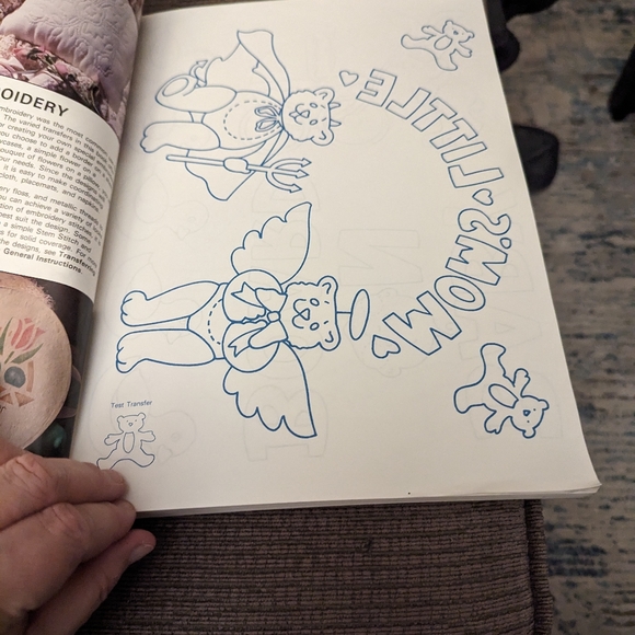 3/$30. Leisure Arts Iron On Transfers Book. Over 1000 Designs. Vintage. - Picture 15 of 15